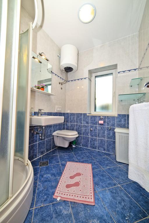 Apartments Bozikovic Podstrana Ngoại thất bức ảnh